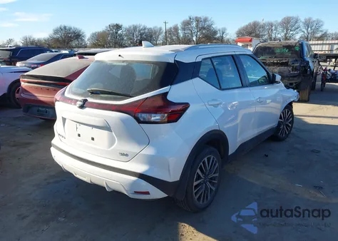 2024 Nissan Kicks Sv Xtronic Cvt z USA, uszkodzony, nr VIN 3N1CP5CV6RL473692